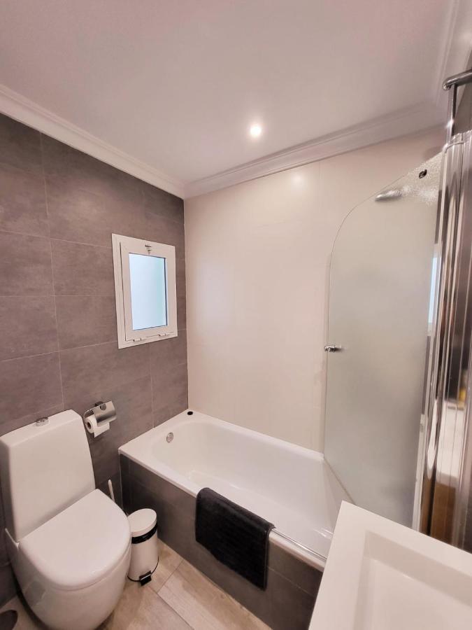 Stylish 3 Bedroom Penthouse In Marbella Centre With Large Pool Close To The Beach Exteriér fotografie